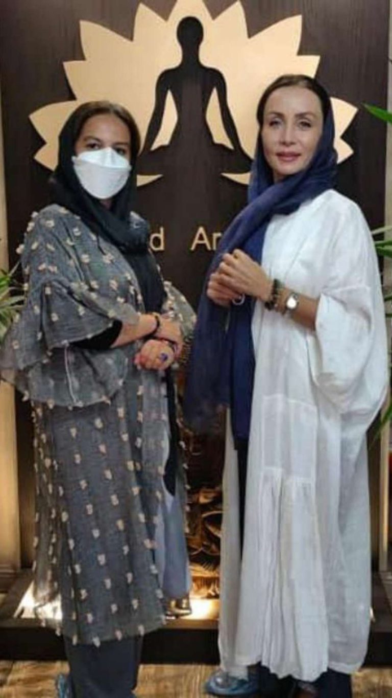 سلبریتی ها در معبد آرامش