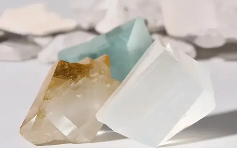 خواص سنگ کوارتز