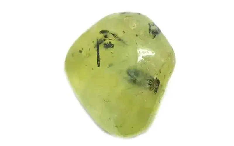 خواص شگفت‌انگیز سنگ پرهنیت: گنجینه‌ای از آرامش و انرژی مثبت