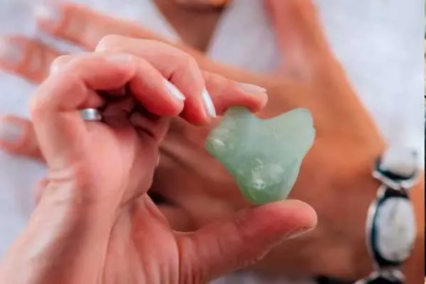 قدرت معنوی و فواید روزمره آونتورین