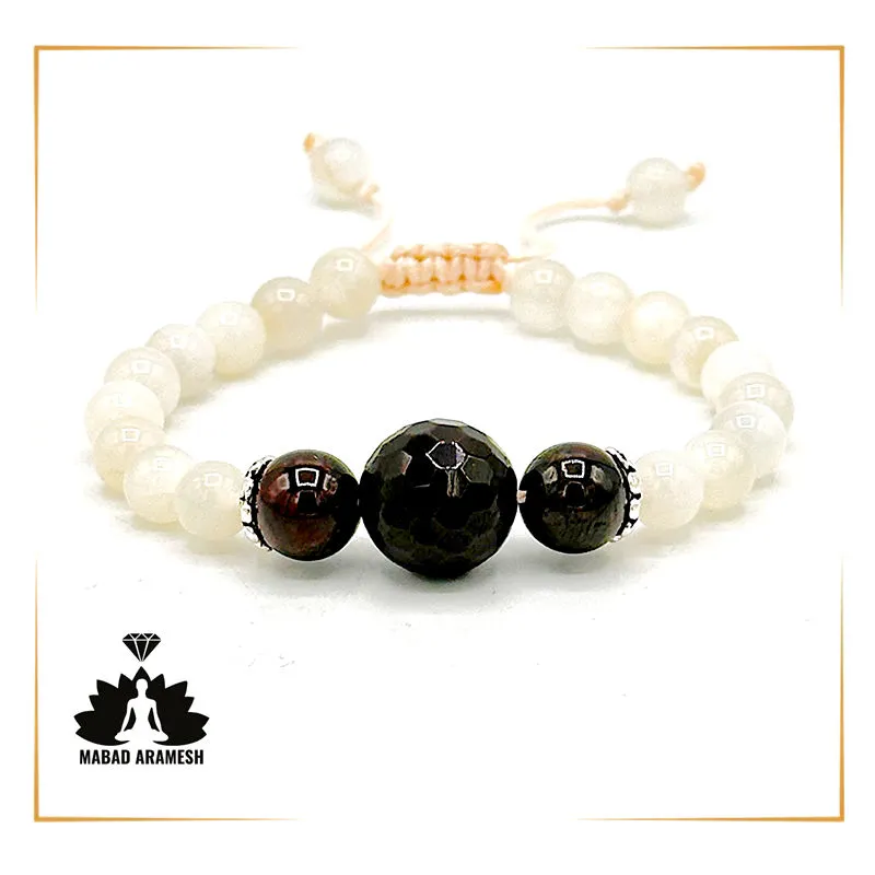 دستبند قدرتمند ترکیبی موناستون و گارنت با خرجکار نقره دستبند قدرتمند ترکیبی موناستون و گارنت با خرجکار نقره