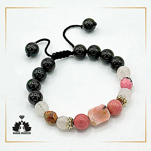 دستبند زنانه گارنت با خرجکارنقره دستبند زنانه گارنت با خرجکارنقره